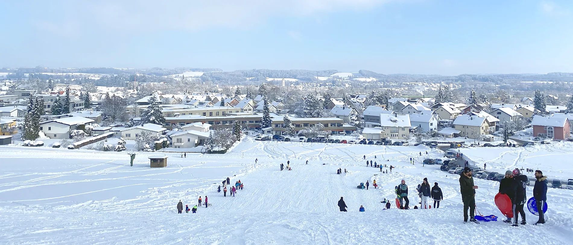 Skilift und Rodelhang an der Berger Höhe in Wangen im Allgäu im Schnee